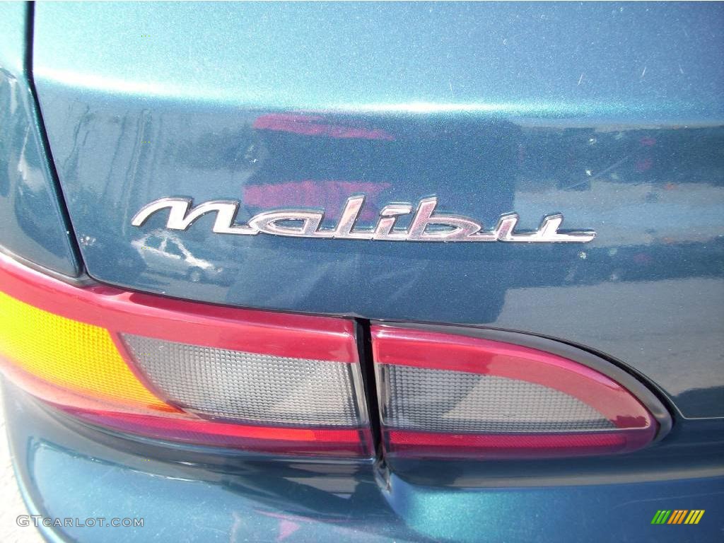 2003 Malibu Sedan - Dark Tropic Teal Metallic / Gray photo #5