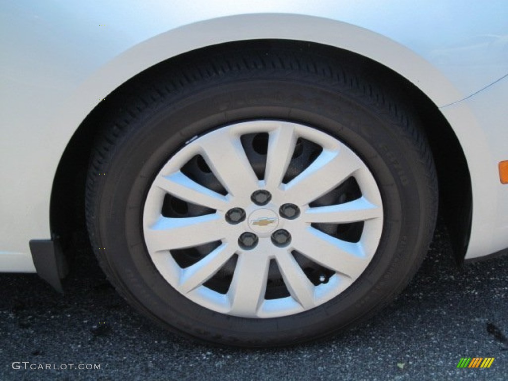 2011 Chevrolet Cruze LS Wheel Photo #75458945