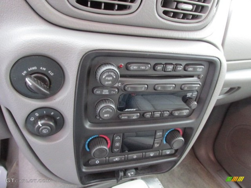 2005 TrailBlazer LT 4x4 - Emerald Jewel Green Metallic / Light Gray photo #19