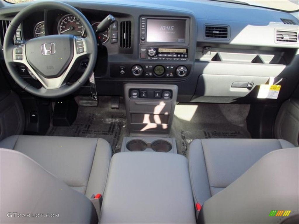 2013 Honda Ridgeline RTL Gray Dashboard Photo #75467342