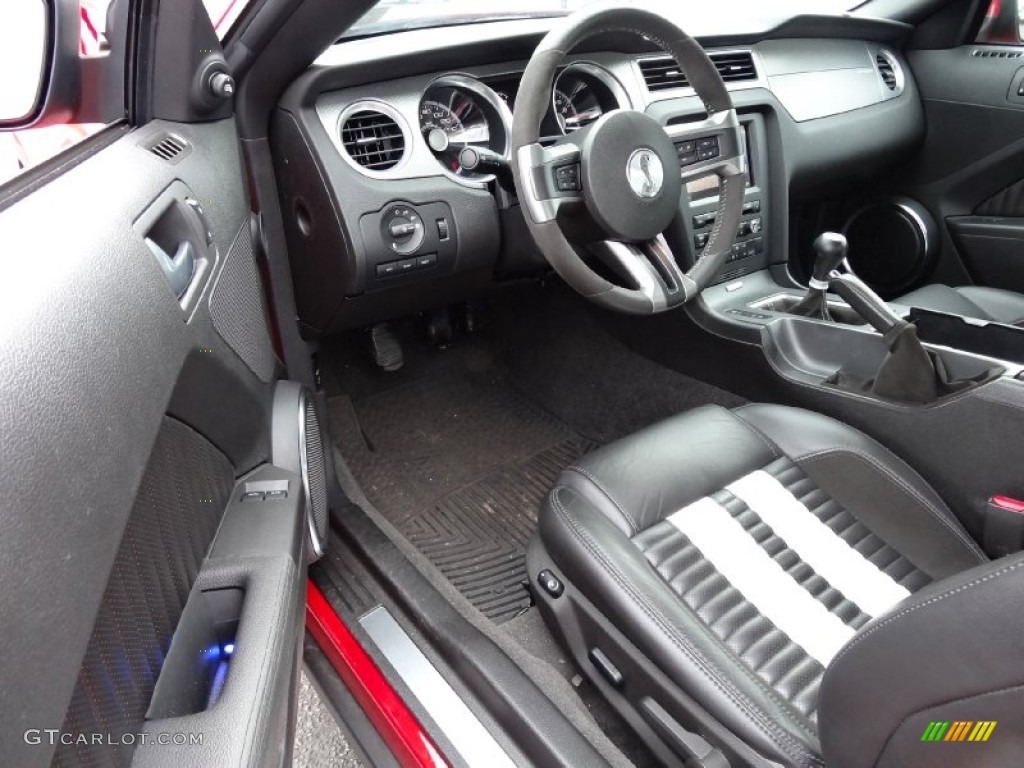 Charcoal Black/White Interior 2011 Ford Mustang Shelby GT500 SVT Performance Package Coupe Photo #75468579