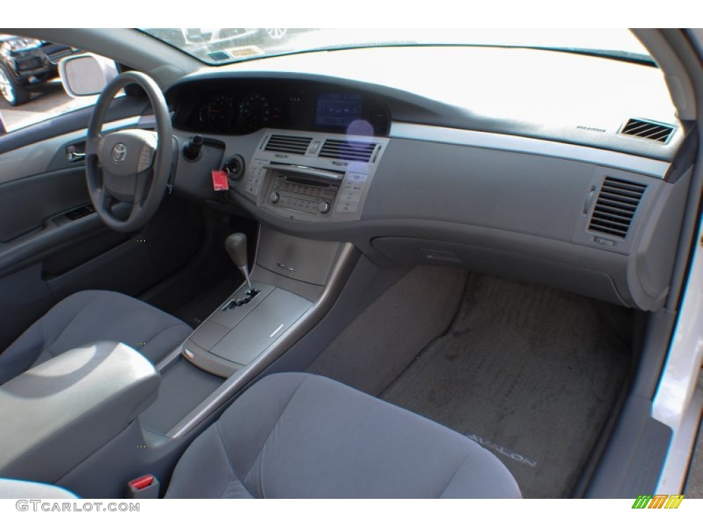 Light Gray Interior 2005 Toyota Avalon XL Photo #75469866