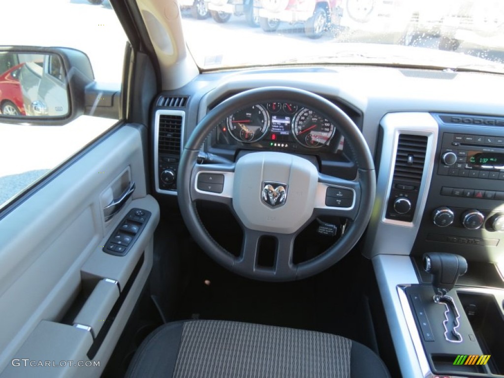 2011 Ram 1500 Big Horn Quad Cab 4x4 - Bright Silver Metallic / Dark Slate Gray/Medium Graystone photo #22