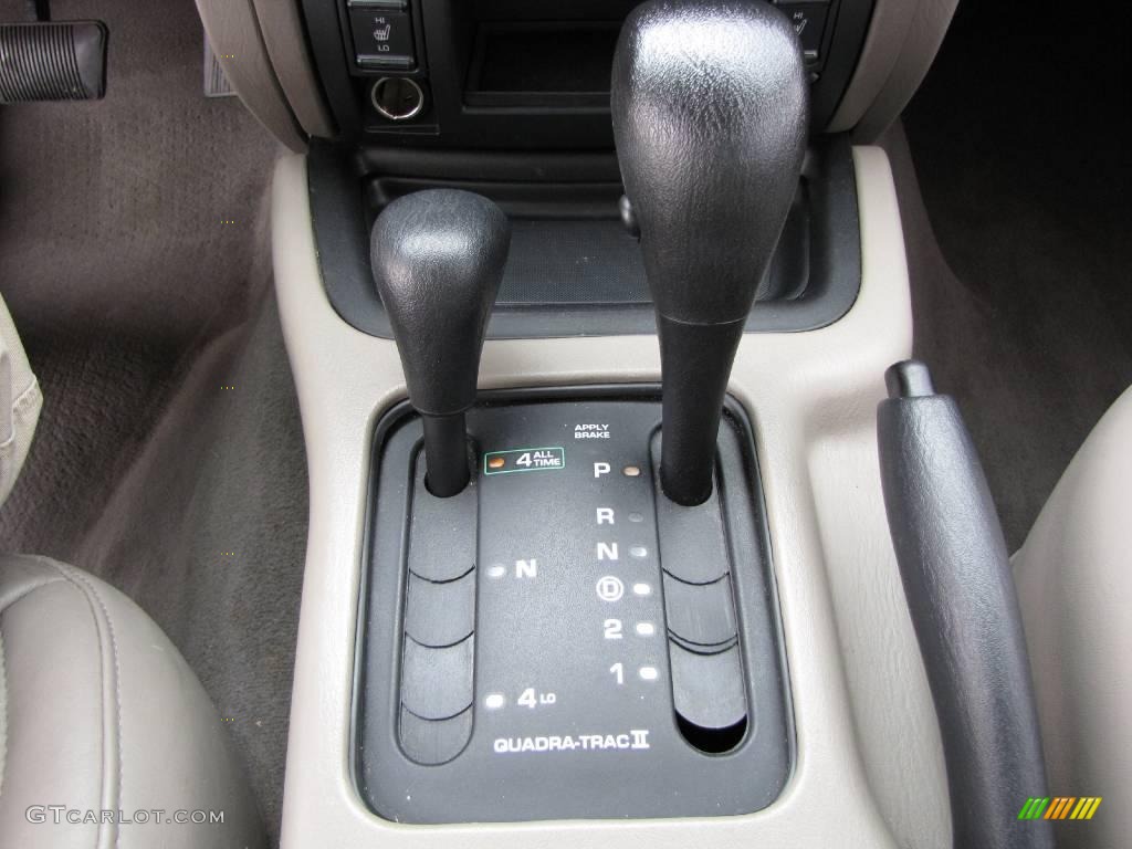 2003 Grand Cherokee Limited 4x4 - Brilliant Black / Dark Slate Gray photo #25