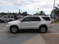 Natural White - 4Runner SR5 Photo No. 4