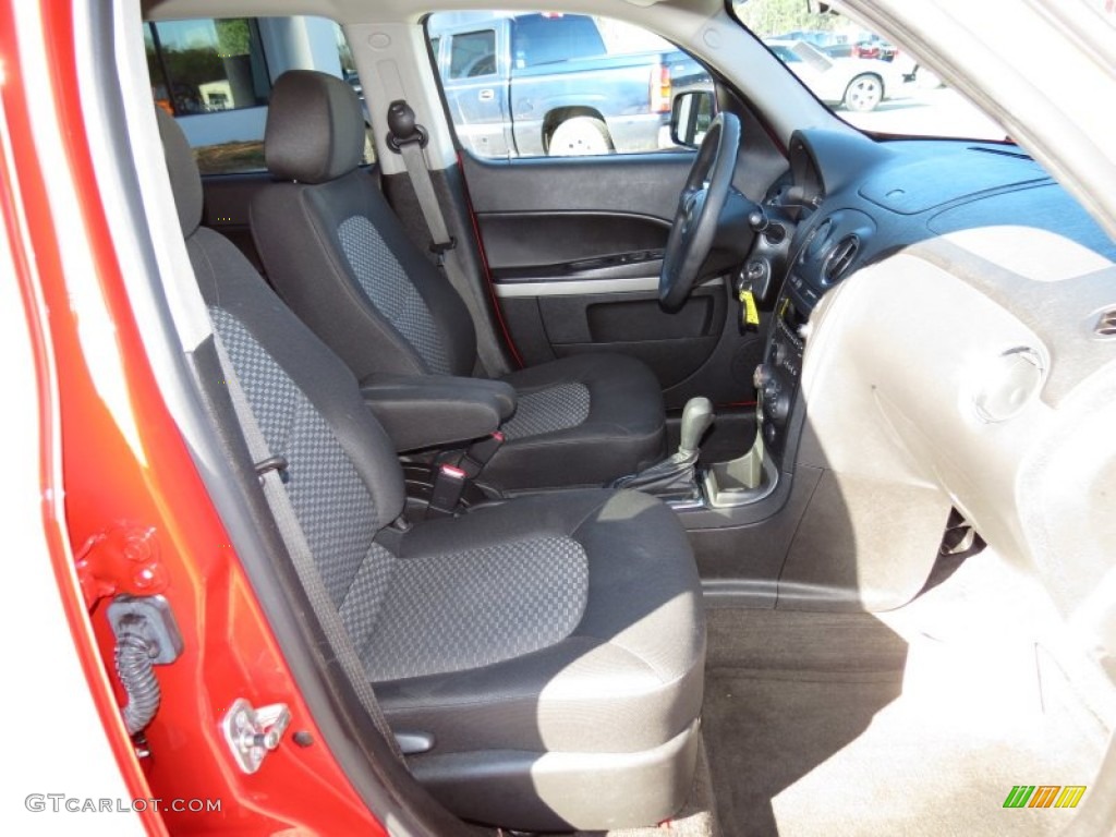2010 HHR LT - Victory Red / Ebony photo #16