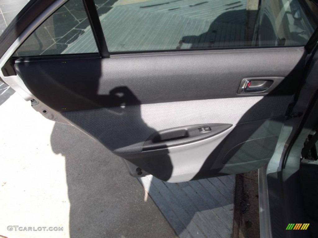 2003 MAZDA6 i Sedan - Satin Silver Metallic / Gray photo #12