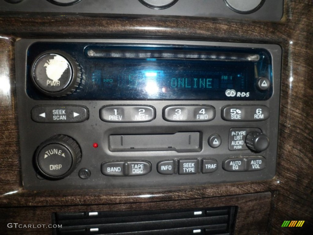 2003 Chevrolet Express 1500 AWD Passenger Conversion Van Audio System Photos