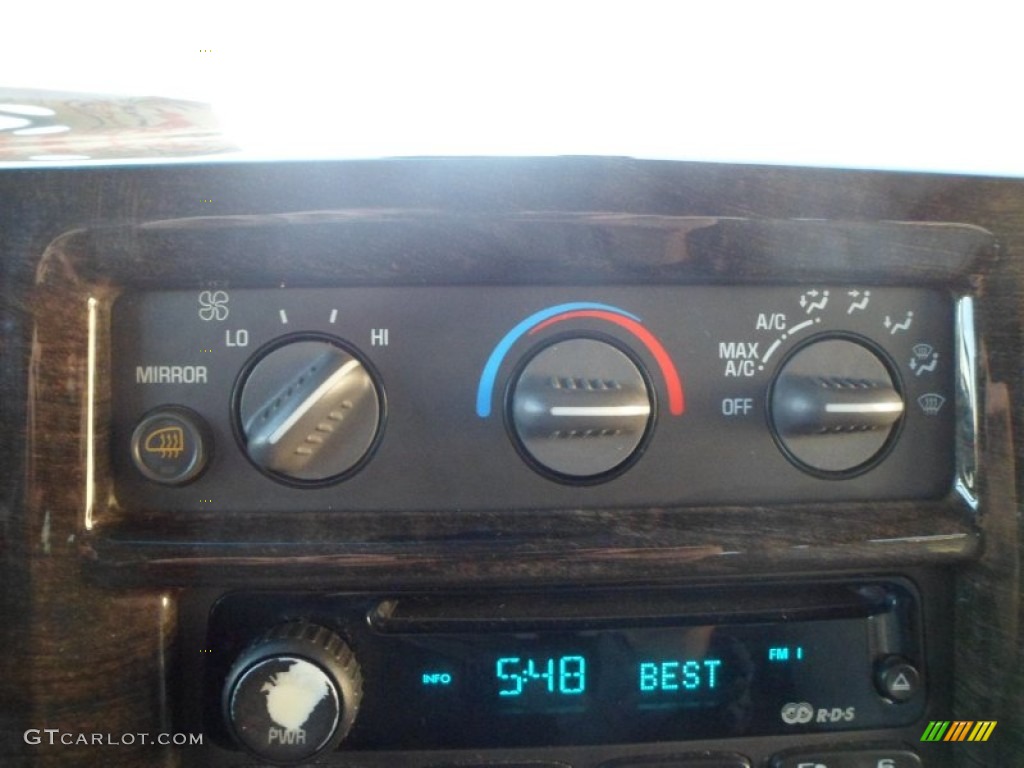 2003 Chevrolet Express 1500 AWD Passenger Conversion Van Controls Photo #75477008