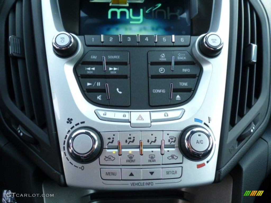 2013 Chevrolet Equinox LT AWD Controls Photo #75478549