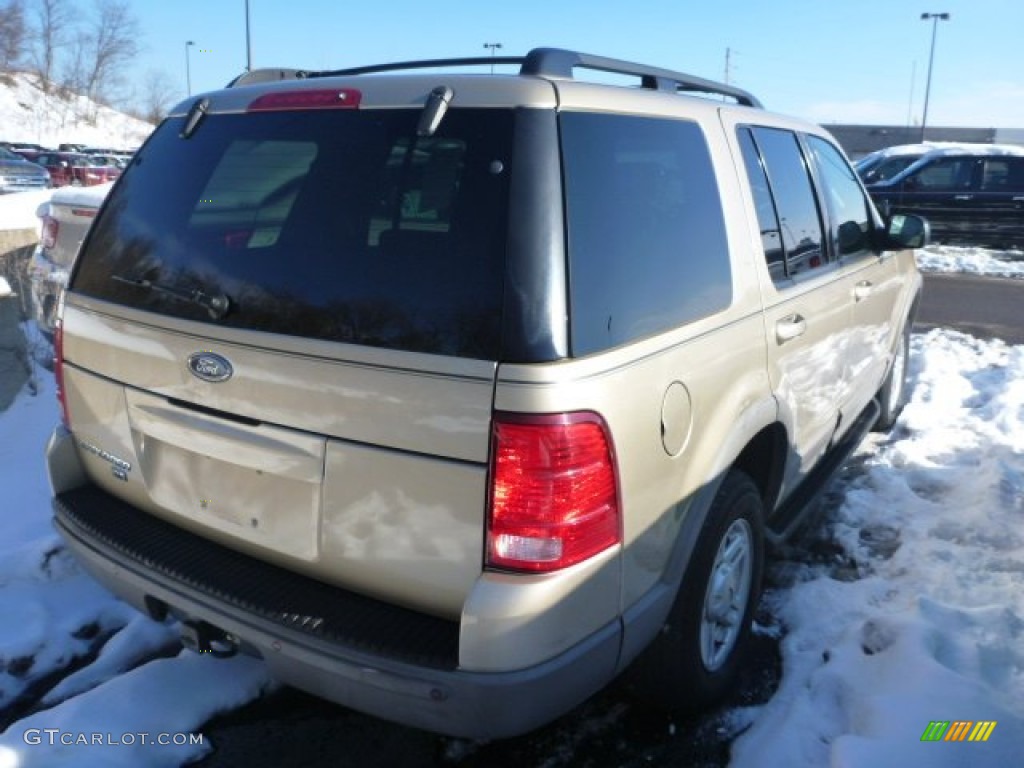 2002 Explorer XLT 4x4 - Harvest Gold Metallic / Medium Parchment photo #2