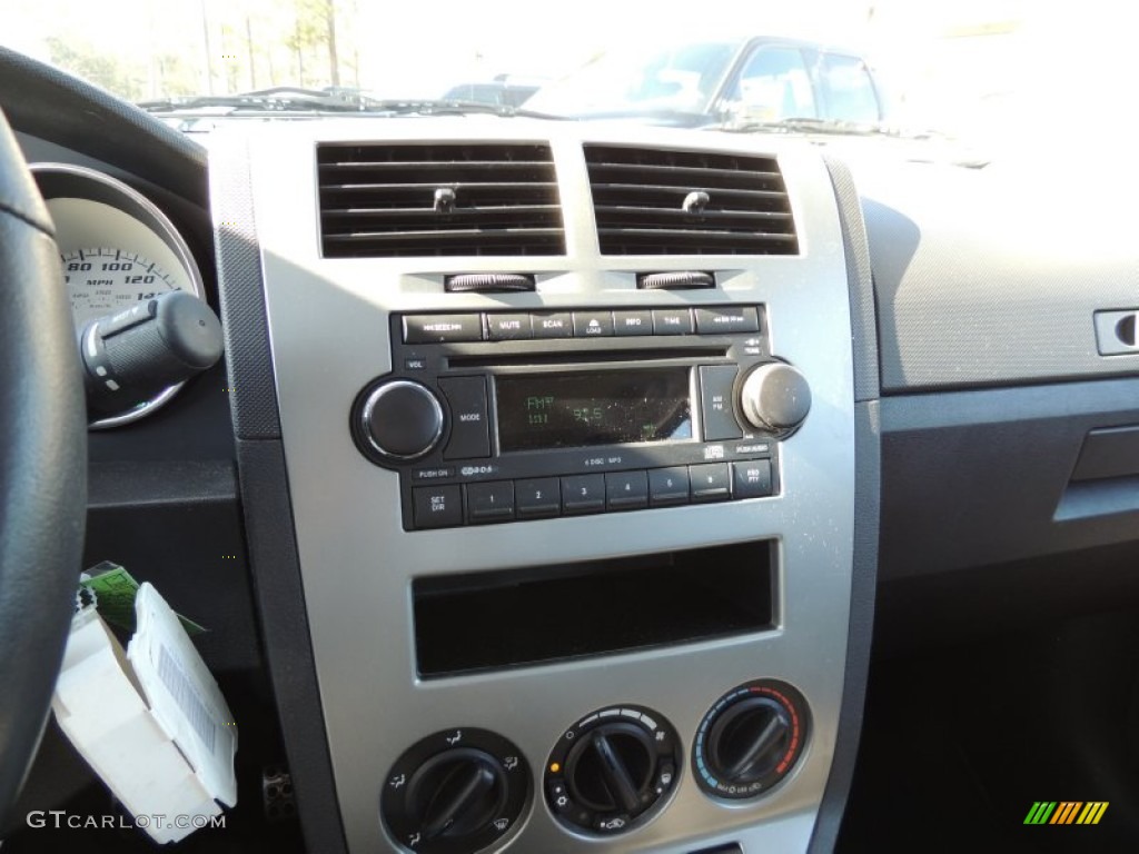 2008 Dodge Caliber SRT4 Controls Photos