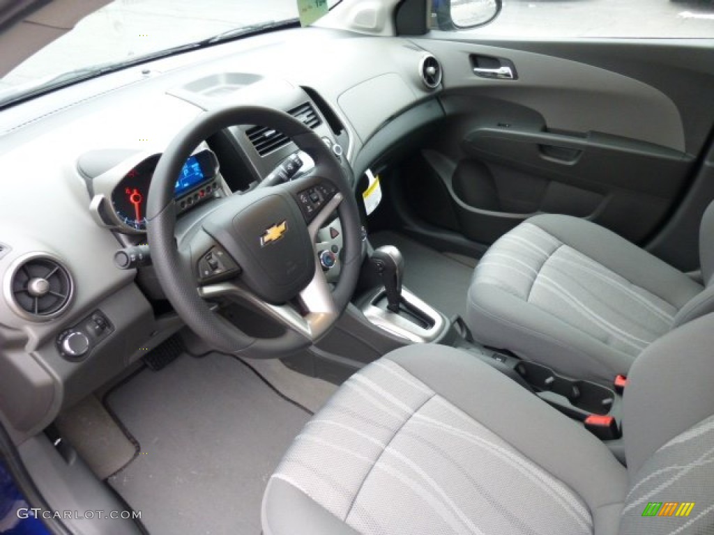 Dark Pewter/Dark Titanium Interior 2013 Chevrolet Sonic LT Hatch Photo #75482552