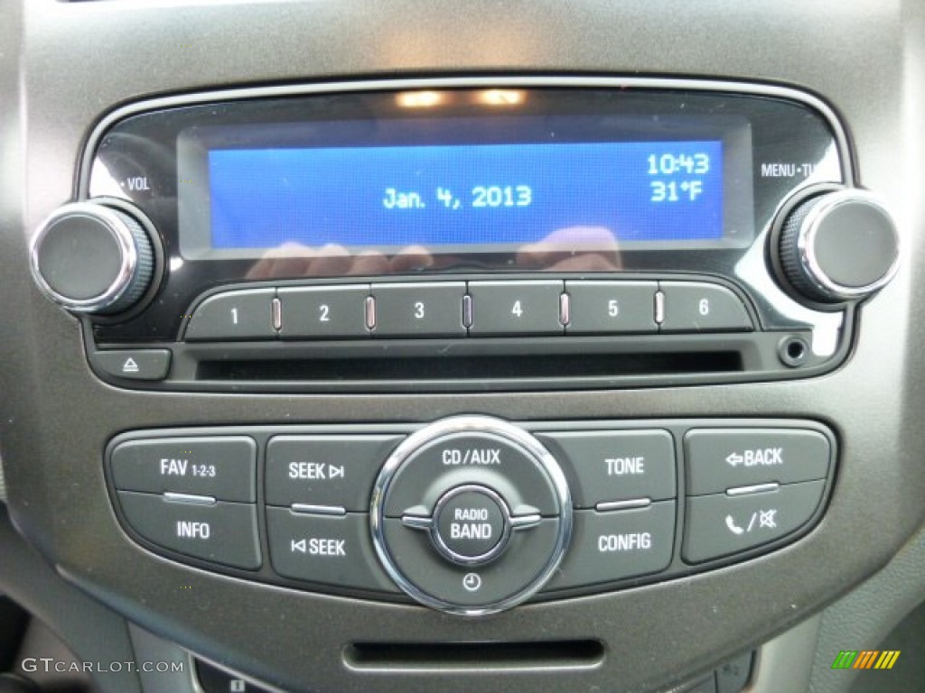 2013 Chevrolet Sonic LT Hatch Controls Photo #75482594