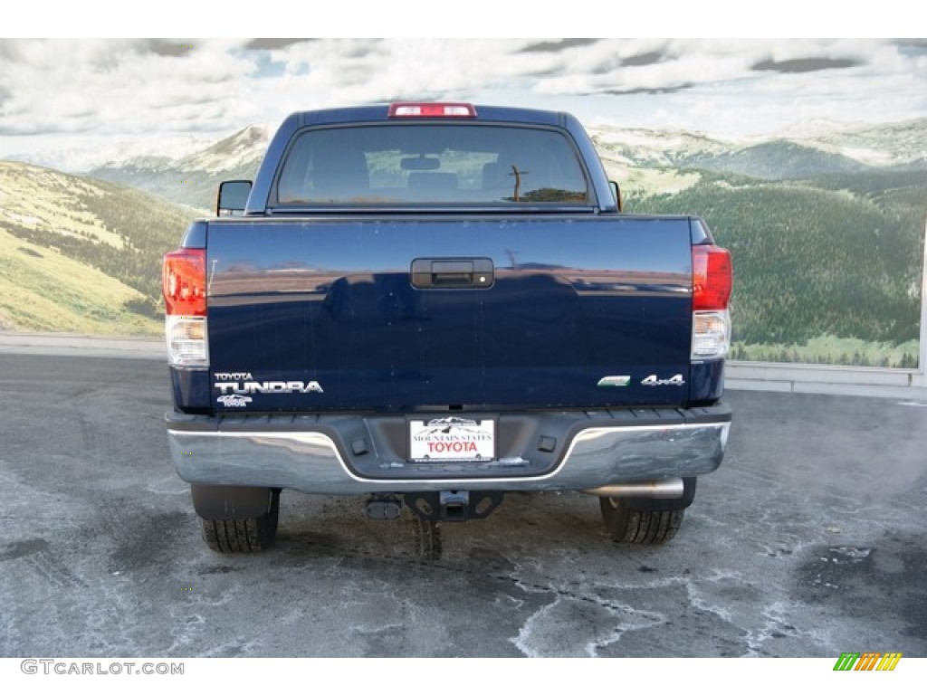 2013 Tundra CrewMax 4x4 - Nautical Blue Metallic / Graphite photo #4