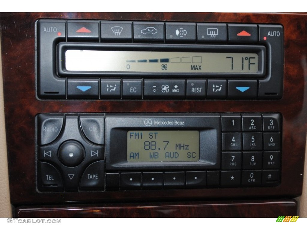 2001 Mercedes-Benz E 430 Sedan Audio System Photo #75488630