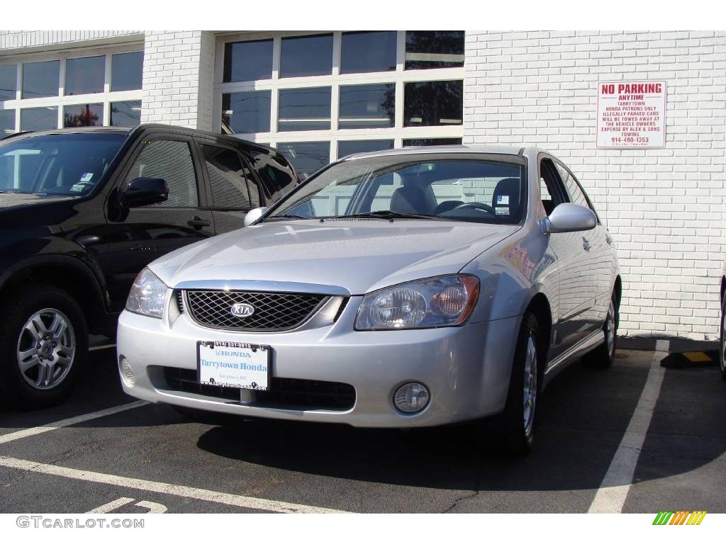 2005 Spectra SX Sedan - Clear Silver / Gray photo #1