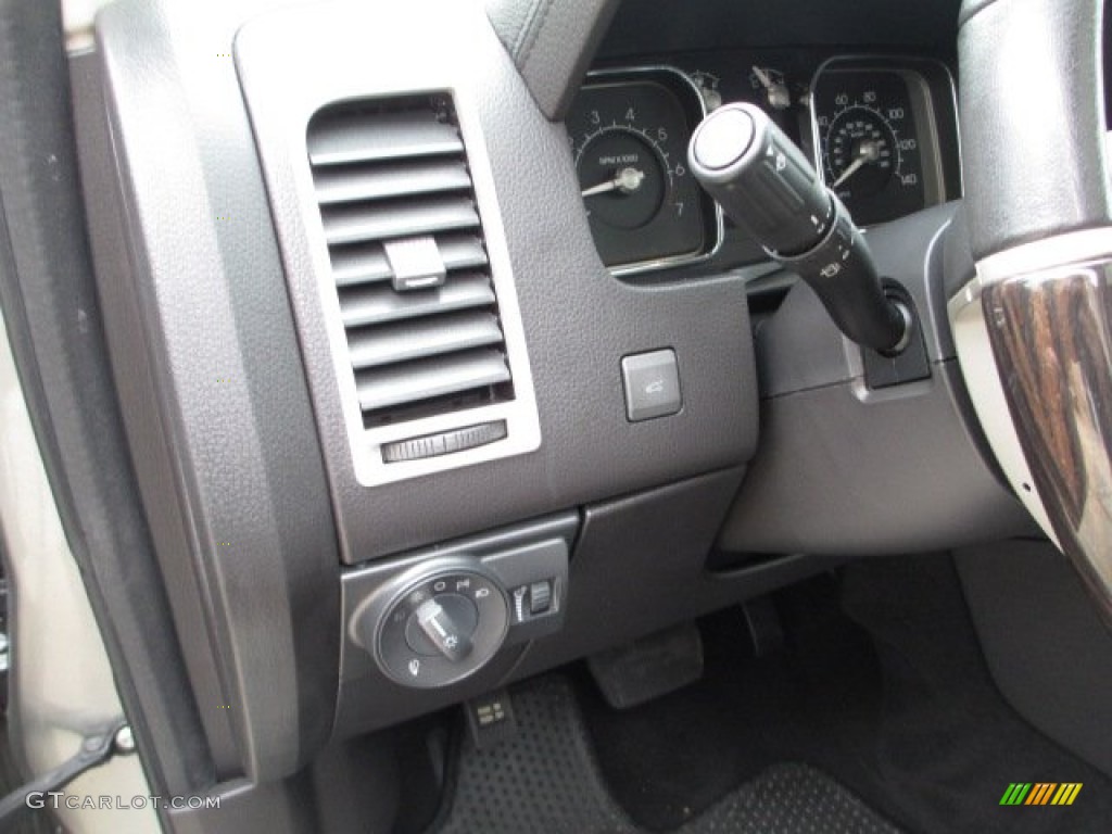 2008 MKX AWD - Vapor Silver Metallic / Charcoal Black photo #26