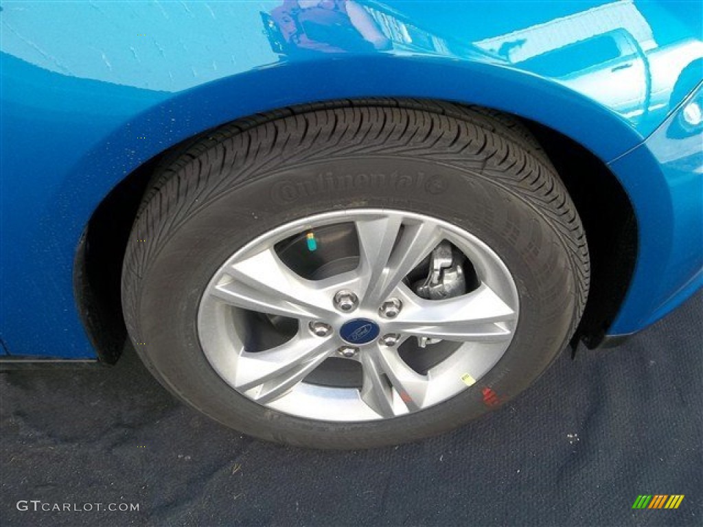 2013 Focus SE Hatchback - Blue Candy / Medium Light Stone photo #8
