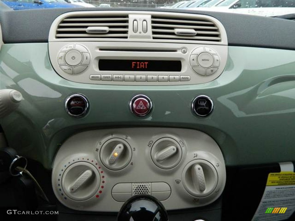 2013 Fiat 500 Pop Controls Photo #75496178