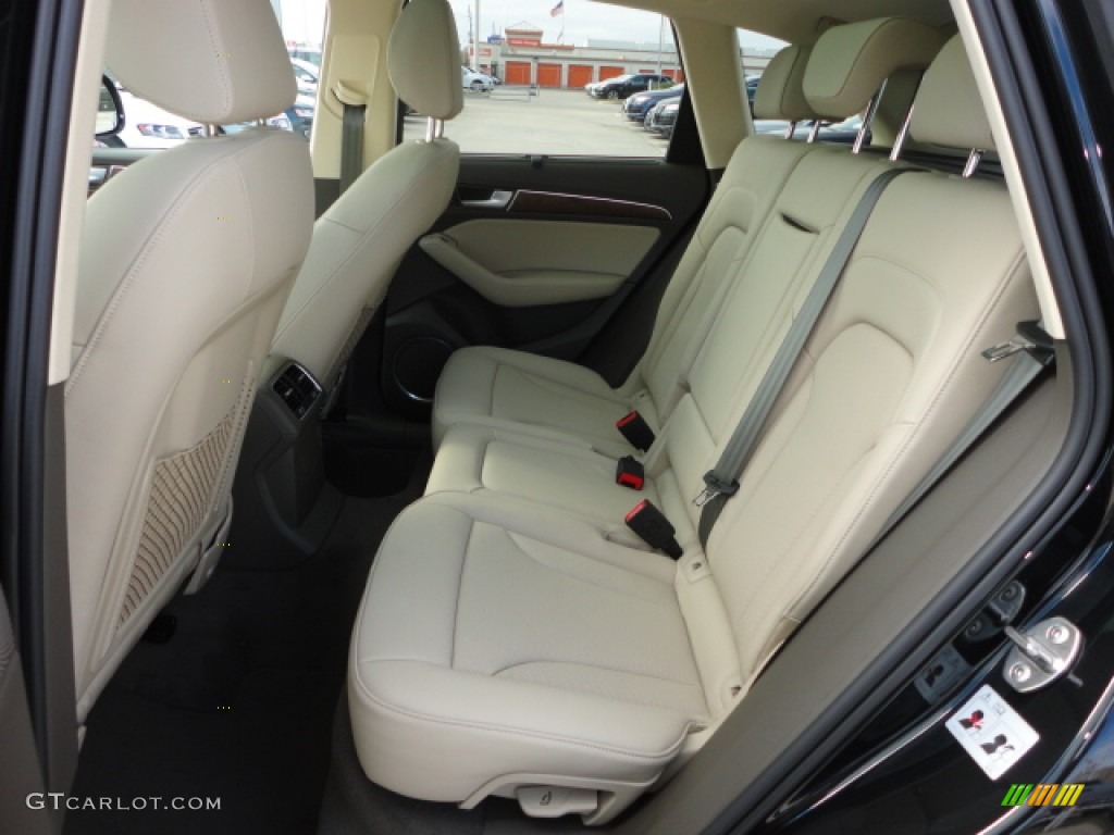 Pistachio Beige Interior 2013 Audi Q5 2.0 TFSI hybrid quattro Photo #75500336