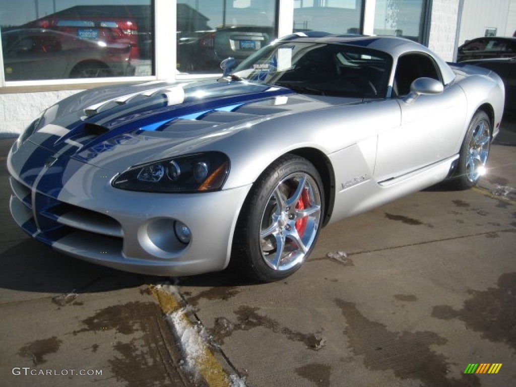 2010 Viper SRT10 Coupe - Bright Silver Metallic / Black photo #3