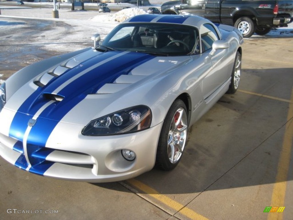 2010 Viper SRT10 Coupe - Bright Silver Metallic / Black photo #35