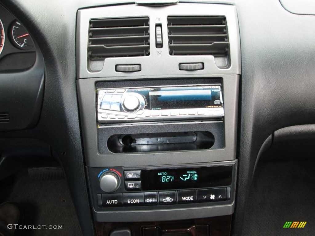 2003 Maxima GLE - Sheer Silver / Black photo #20