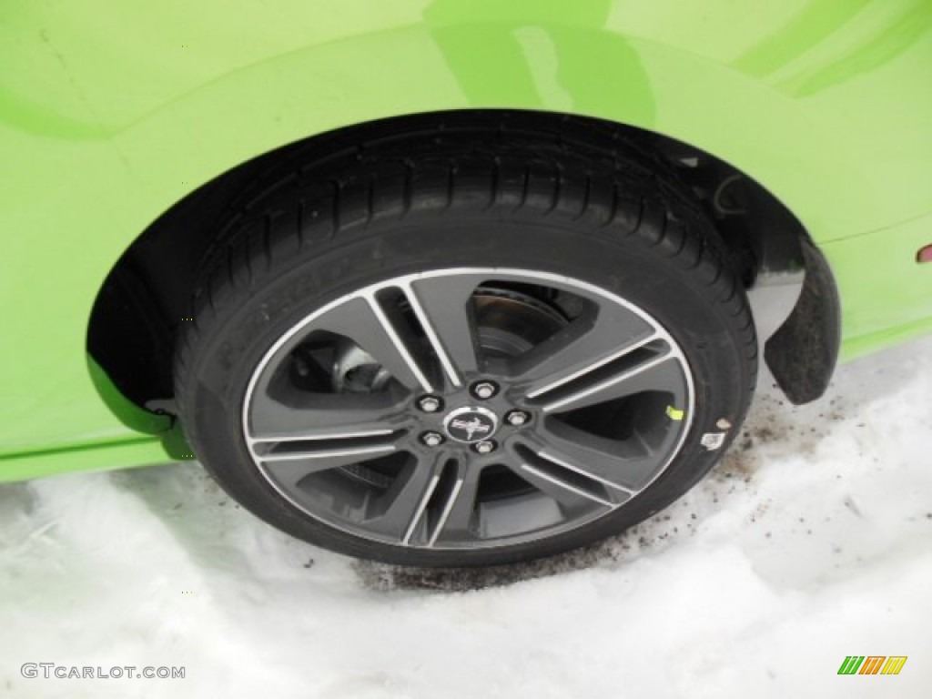 2013 Ford Mustang V6 Coupe Wheel Photo #75505535