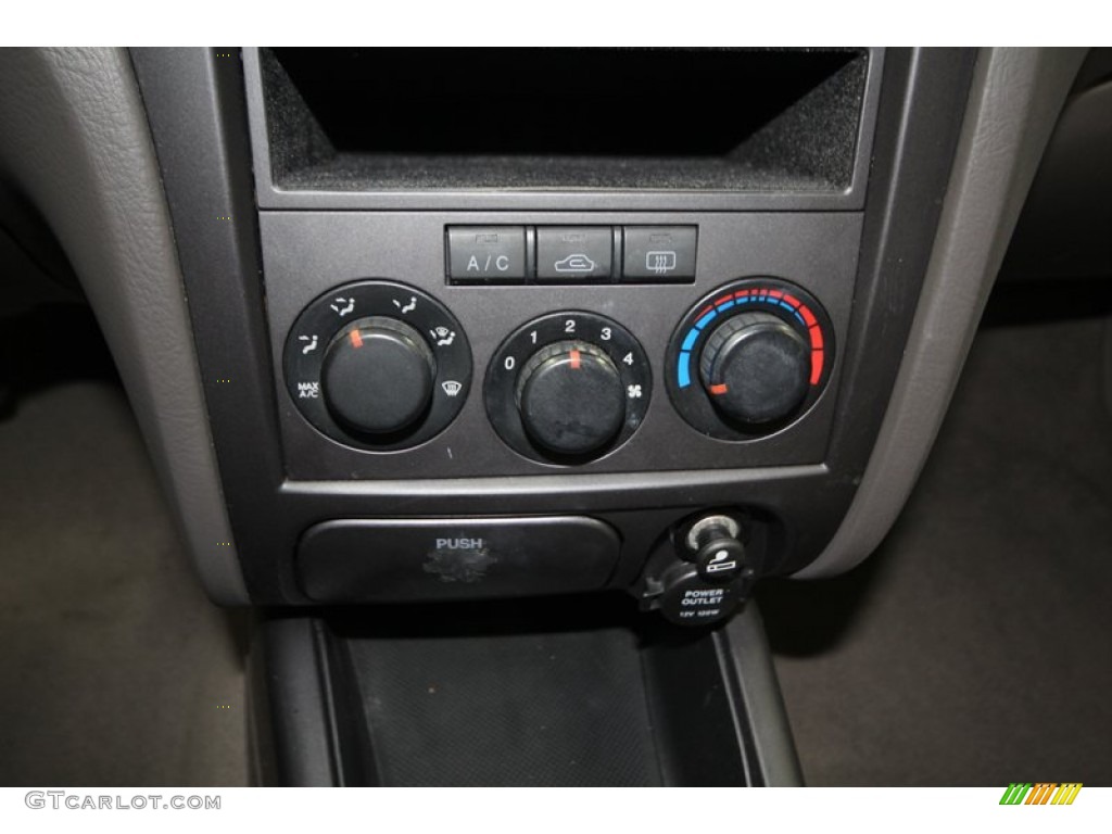 2006 Elantra GLS Sedan - Nordic White / Gray photo #19