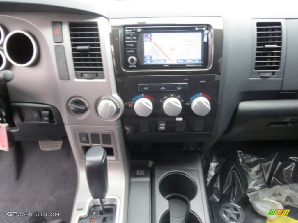 2013 Tundra Texas Edition CrewMax 4x4 - Super White / Black photo #28