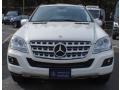 Arctic White - ML 350 4Matic Photo No. 2