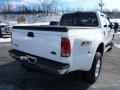 2005 Oxford White Ford F350 Super Duty FX4 Crew Cab 4x4 Dually  photo #2