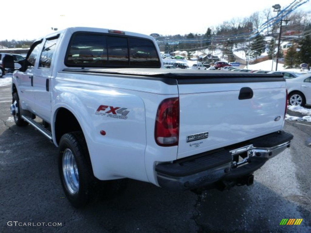 2005 F350 Super Duty FX4 Crew Cab 4x4 Dually - Oxford White / Medium Flint photo #4