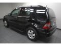 Black - ML 350 4Matic Photo No. 5