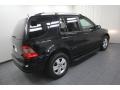 Black - ML 350 4Matic Photo No. 11