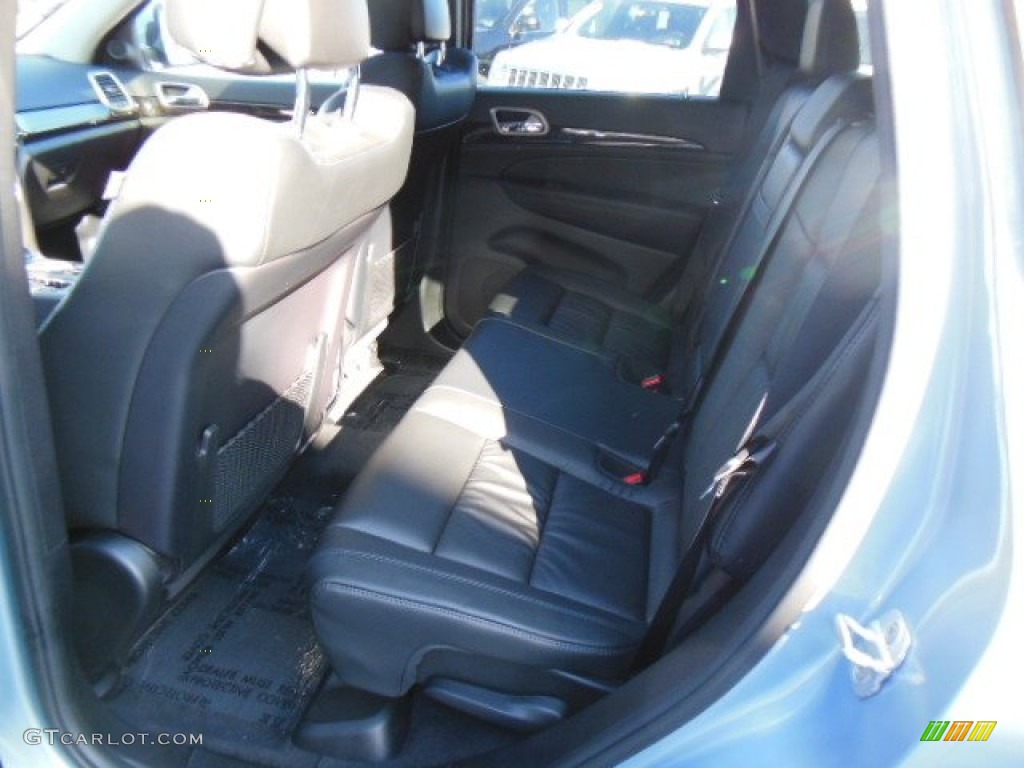 2013 Grand Cherokee Laredo X Package 4x4 - Winter Chill Pearl / Black photo #13