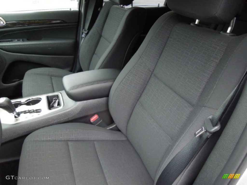 2013 Grand Cherokee Laredo - Bright Silver Metallic / Black photo #9