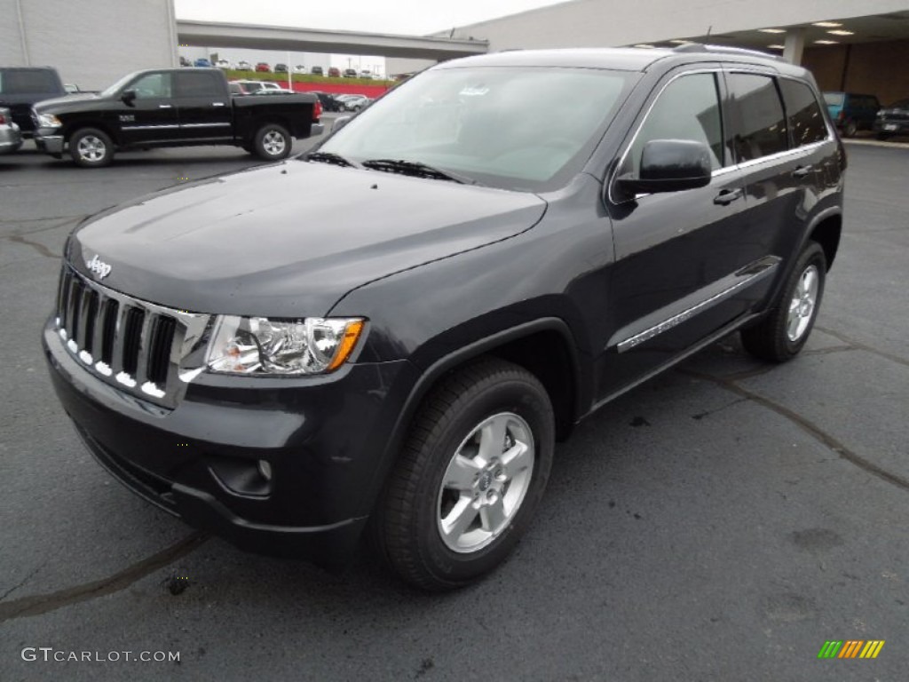 2013 Grand Cherokee Laredo 4x4 - Maximum Steel Metallic / Black photo #2