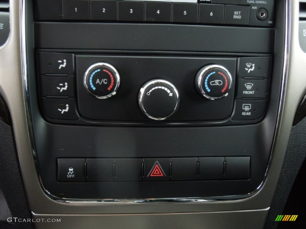 2013 Grand Cherokee Laredo 4x4 - Maximum Steel Metallic / Black photo #12
