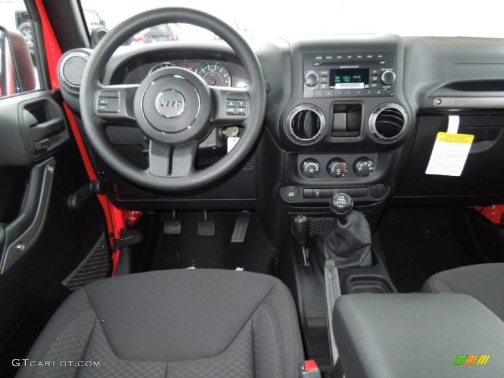 2013 Jeep Wrangler Unlimited Sport 4x4 Black Dashboard Photo #75520094