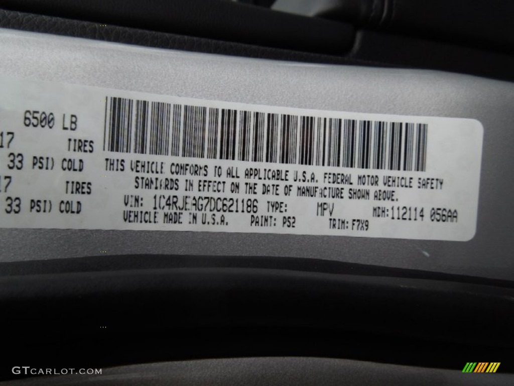 2013 Grand Cherokee Laredo - Bright Silver Metallic / Black photo #7
