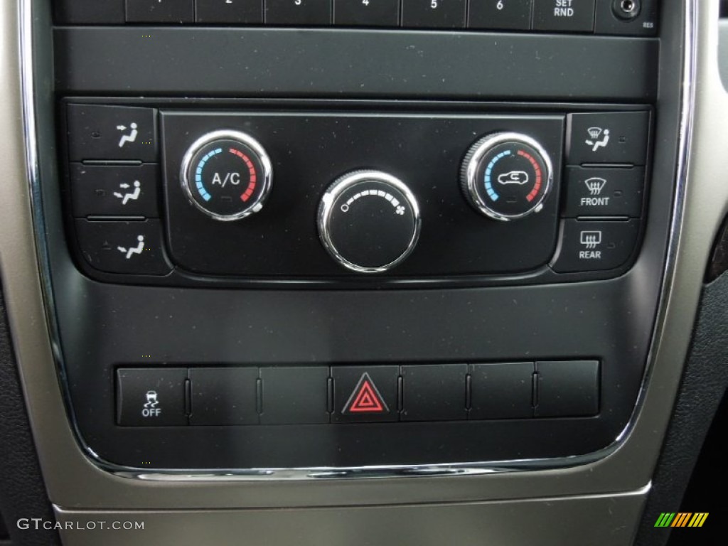 2013 Grand Cherokee Laredo - Bright Silver Metallic / Black photo #12