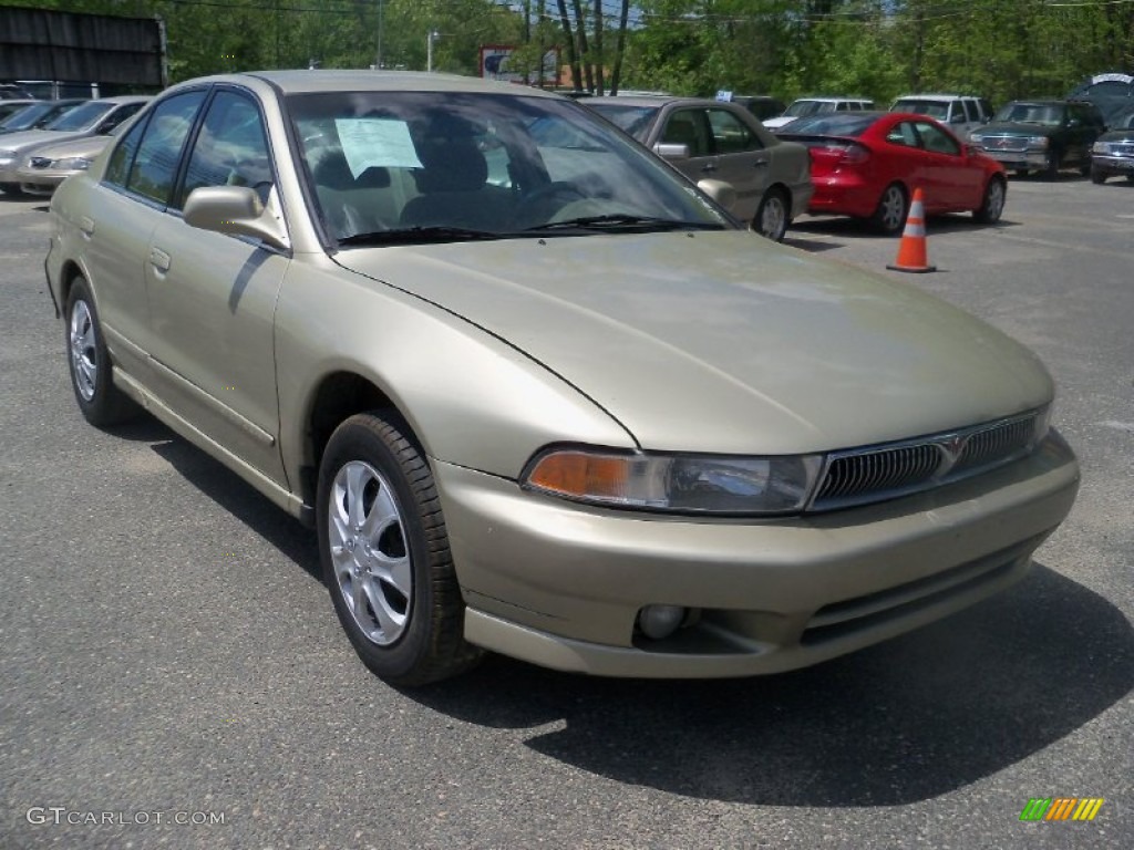 2001 Mitsubishi Galant ES Exterior Photos