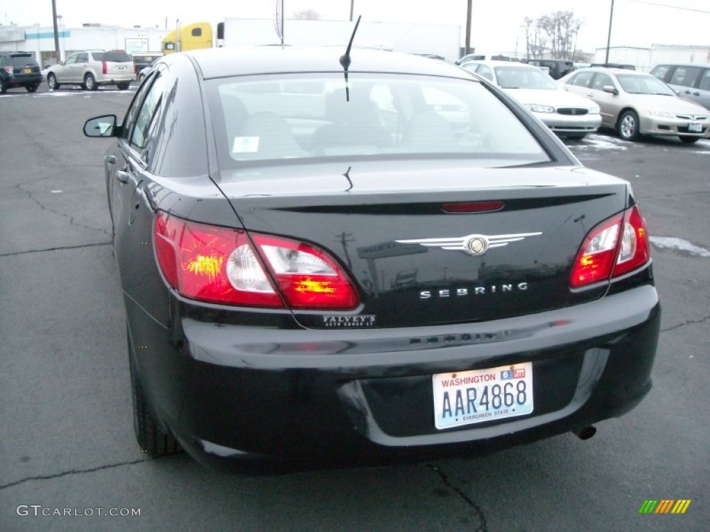 2007 Sebring Sedan - Brilliant Black Crystal Pearl / Dark Slate Gray/Light Slate Gray photo #14