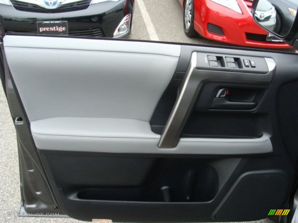 2012 Toyota 4Runner Trail 4x4 Door Panel Photos