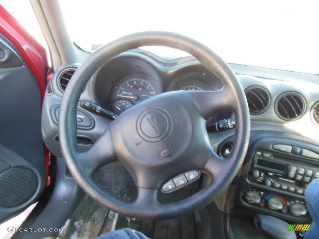 2002 Grand Am SE Coupe - Bright Red / Dark Pewter photo #13