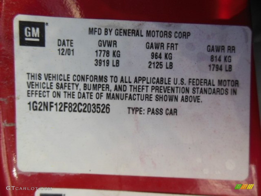 2002 Grand Am SE Coupe - Bright Red / Dark Pewter photo #15