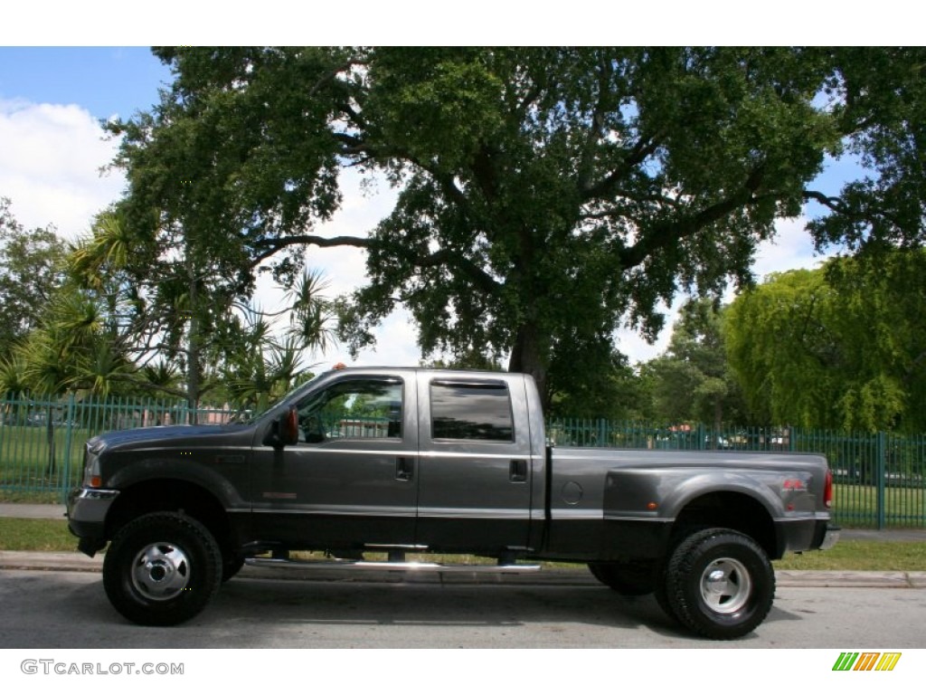 2003 F350 Super Duty Lariat Crew Cab 4x4 Dually - Dark Shadow Grey Metallic / Medium Flint photo #3