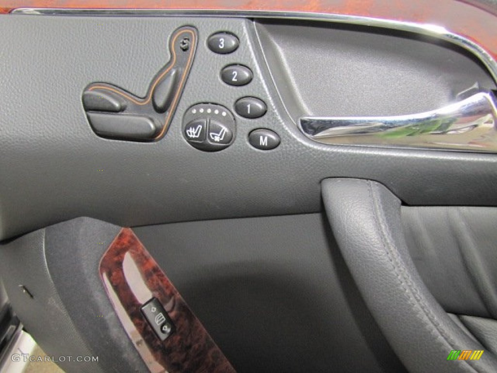 2006 Mercedes-Benz S 55 AMG Sedan Controls Photos